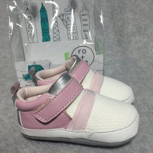Ro + Me by Robeez Jill Athletic Sneakers 6-12 months Pink White Baby Shoes